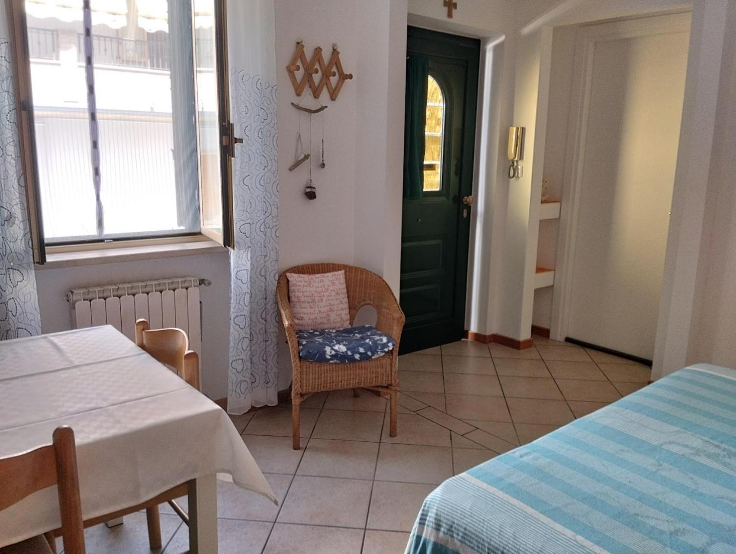 Goccia Azzurra Bed & Breakfast Silvi Marina Dış mekan fotoğraf